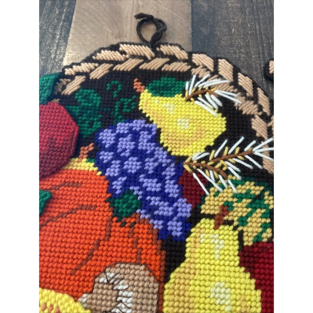 Vtg Plastic Canvas Thanksgiving Wall Decor Lot Pilgrim Turkey Cornucopia‎